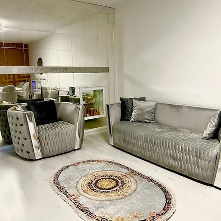 Apartment Luxurious Versace Helsinki