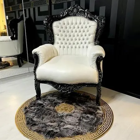 Luxurious Versace * Helsinki