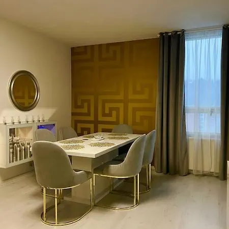Luxurious Versace Apartman